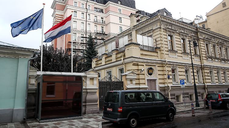 Blick auf die niederländische Botschaft in Moskau. 
