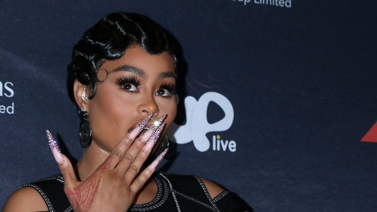 Blac Chyna wirft den Kardashians vor, ihre Karriere ruiniert zu haben.