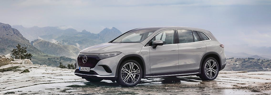 Mit 5,13 Metern Länge hat das EQS SUV zwar für die USA noch kein Gardemaß, bietet aber reichlich Platz und auf Wunsch sieben Sitze.
