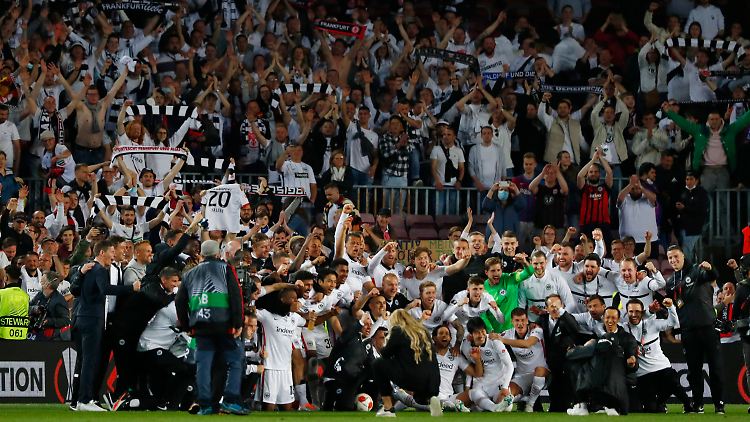 So viel Unterstützung wie im Camp Nou wird Eintracht Frankfurt in London nicht erhalten.
