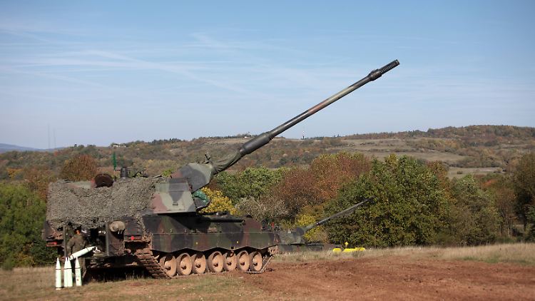 Die Ukraine wünscht sich schwere Artillerie wie die Panzerhaubitze 2000.