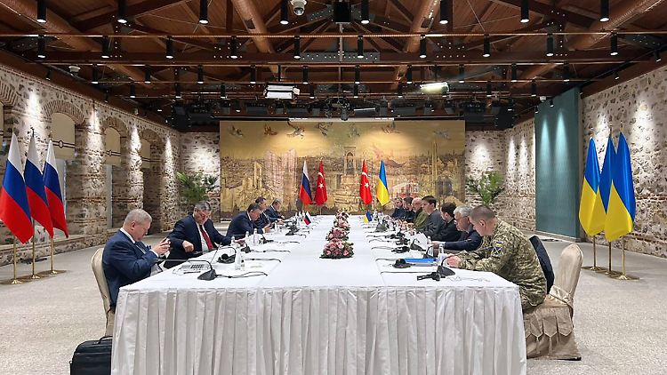 Seit dem 29. März haben zwischen der Ukraine und Russland keine direkten Verhandlungen mehr stattgefunden.