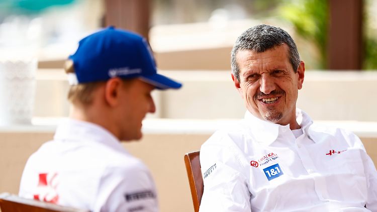 Günther Steiner und Mick Schumacher "sprechen positiv" miteinander.