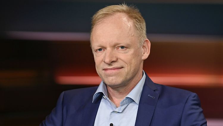 Ifo-Chef Fuest mahnt eine Stabilisierung des Euro an. 