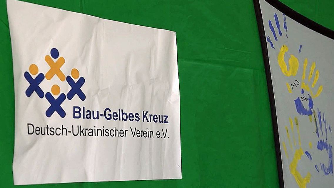 Blau-Gelbes kreuz.jpg