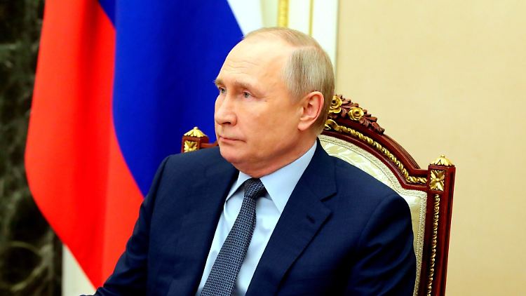 Die Umbenennung dürfte eine Reaktion des Unternehmens auf Tinkows Kritik an dem von Russlands Präsident Wladimir Putin begonnenen Ukraine-Krieg sein.