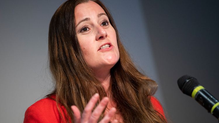 Linken-Chefin Janine Wissler will die Partei, trotz Rücktrittsforderungen, weiterhin führen.