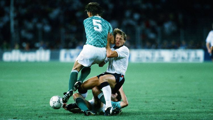 Pearce im WM-Halbfinale 1990 gegen Deutschland.