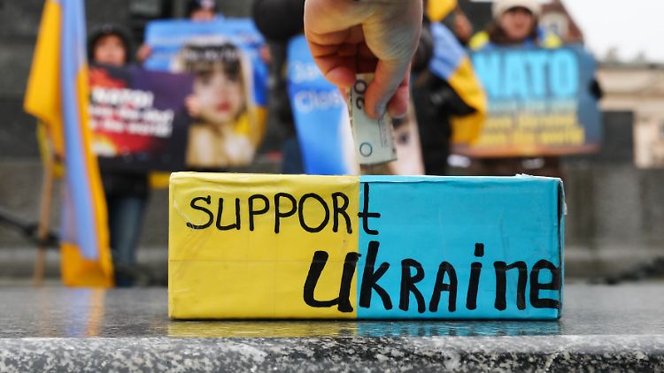 "Die Zahlen sprechen eine andere Sprache", sagt IfW-Direktor Trebesch über vermeintlich enorme Ukraine-Hilfen.