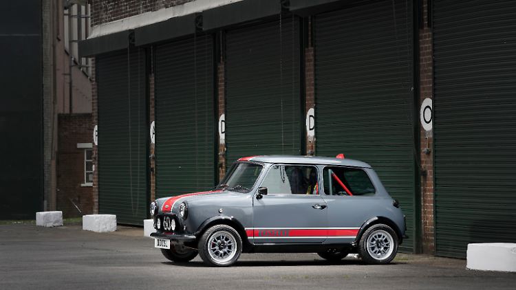 Mit dem 60. Geburtstag des Classic Mini bringt David Brown die Oselli Edition. 