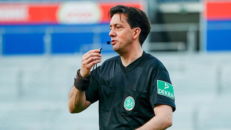 Musste seine Karriere im Sommer 2021 mutmaßlich wegen der Altersbeschränkung beenden: Schiedsrichter Manuel Gräfe.