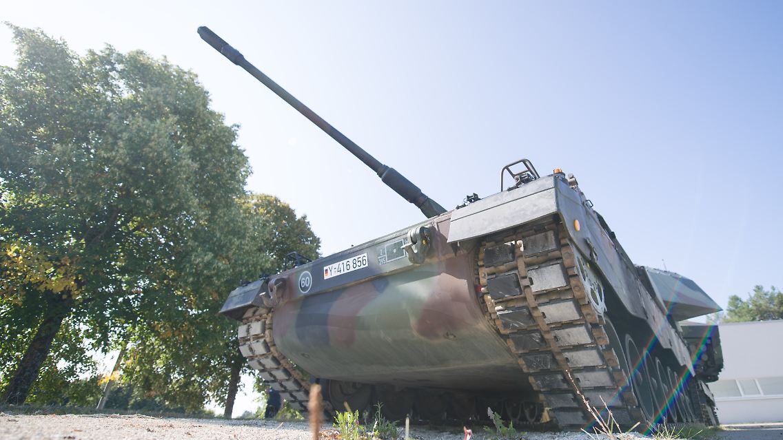 Die Panzerhaubitze 2000 ist ein Standardgeschütz der Bundeswehr.