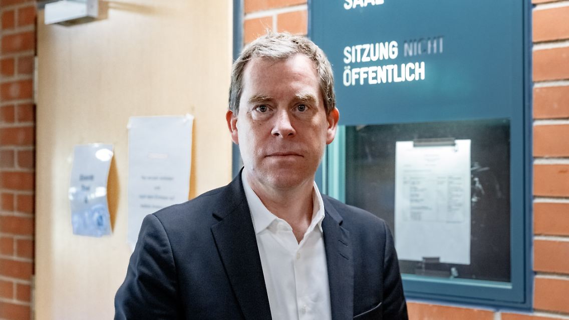 Ulf Kämpfer, Oberbürgermeister Kiels, nach seiner Zeugenaussage.