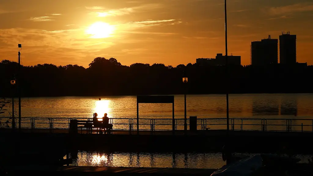 Der-DWD-sagt-Sommerhitze-fuer-den-Norden-voraus-Auch-Gewitter-sind-angekuendigt