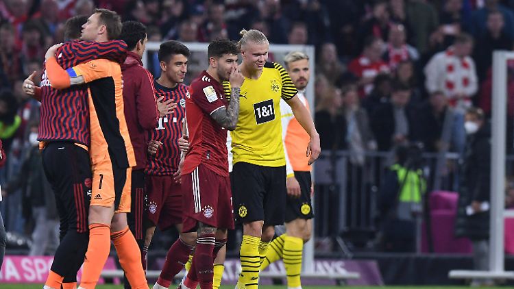 Am Wochenende musste Haaland dem FC Bayern um dessen Rekordtransfer Lucas Hernández zum Gewinn der Meisterschaft gratulieren.