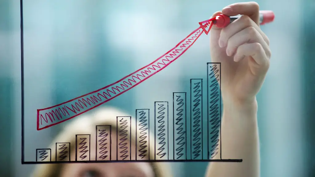 Jahr-fuer-Jahr-beachtlicher-Zuwachs-Nach-Ansicht-von-Experten-gilt-das-bei-hybriden-Rentenversicherungen-nicht