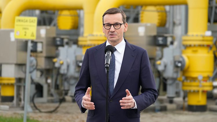 Die deutsche Abkehr von russischem Gas nennt Morawiecki "überfällig".