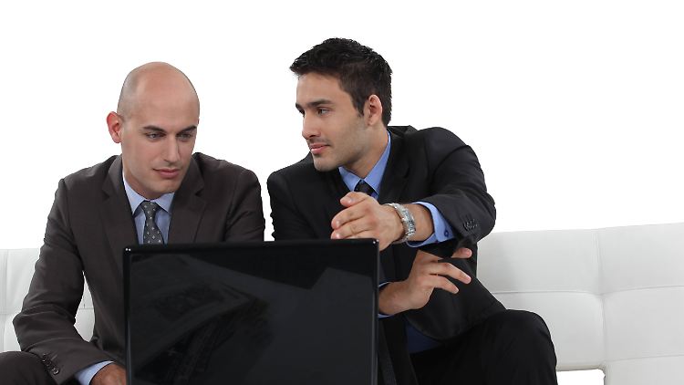 Beim Job-Sharing teilen sich zwei Personen eine Stelle. Damit das klappt, ist eine gute Kommunikation das A und O.