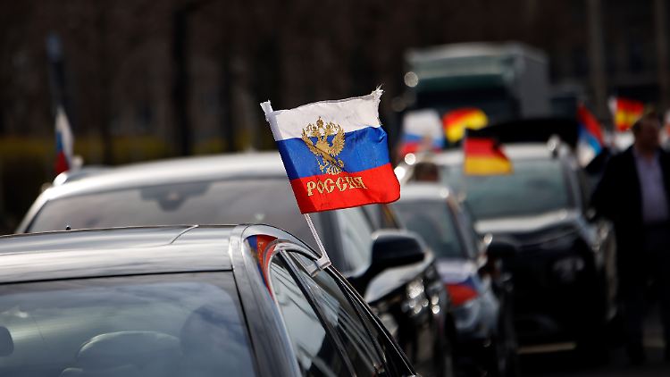 Ein pro-russischer Autokorso in Berlin.