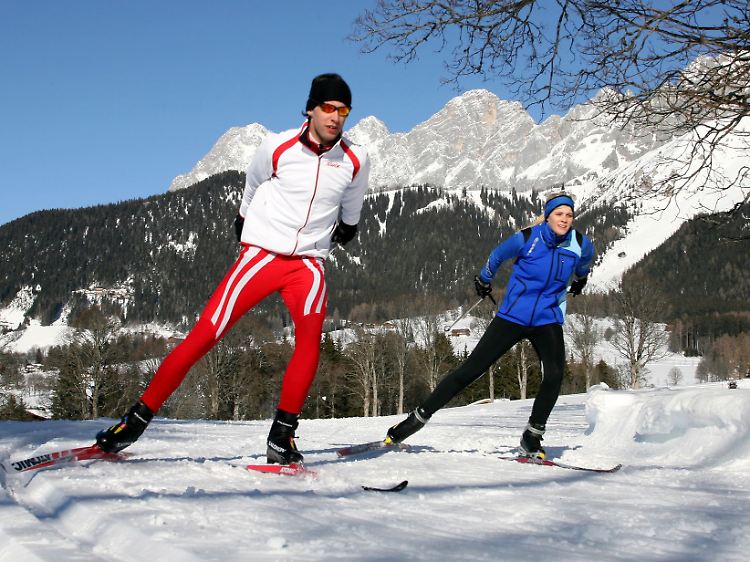 Sportliche Langläufer finden in der Ramsau anspruchsvolle Loipen. Aber auch für Anfänger ist etwas dabei.