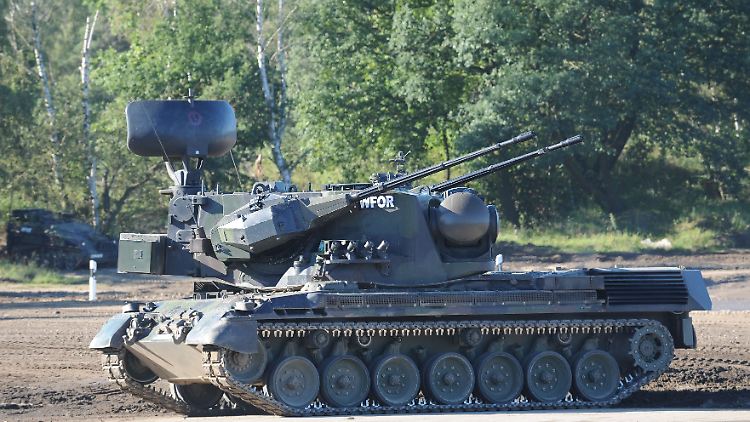Nach der Zustimmung zur Lieferung schwerer Waffen im Bundestag, könnte die Bundesrepublik ausgemusterte "Gepard"-Panzer an die Ukraine liefern.
