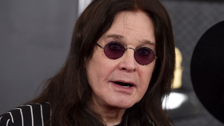 Zahlreiche Gastmusiker unterstützen Ozzy Osbourne auf seinem neuen Album.