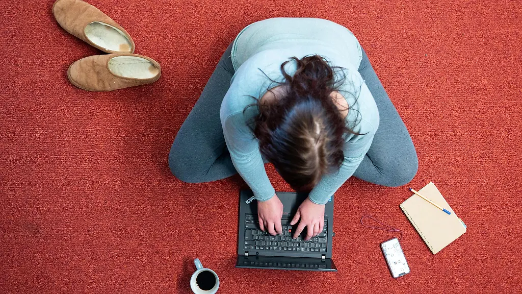 Homeoffice-hat-sich-einer-Studie-zufolge-in-vielen-Unternehmen-fest-etabliert