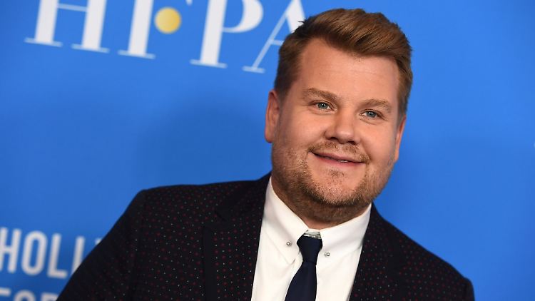 Der Entertainer und seine Frau Julia kehrten im vergangenen Jahr nach Großbritannien zurück und erwarben eine 11,5 Millionen Pfund teure Villa im Nordwesten Londons.