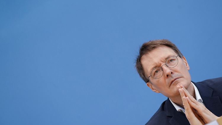 Bisher können Isolation und Quarantäne in der Regel frühestens nach sieben Tagen beendet werden.