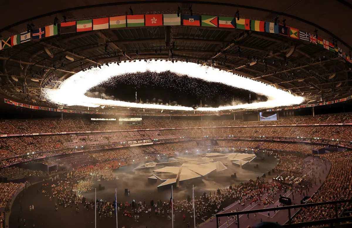 2024-08-11T204348Z-498252172-UP1EK8B1LKY9R-RTRMADP-3-OLYMPICS-2024-CEREMONIES