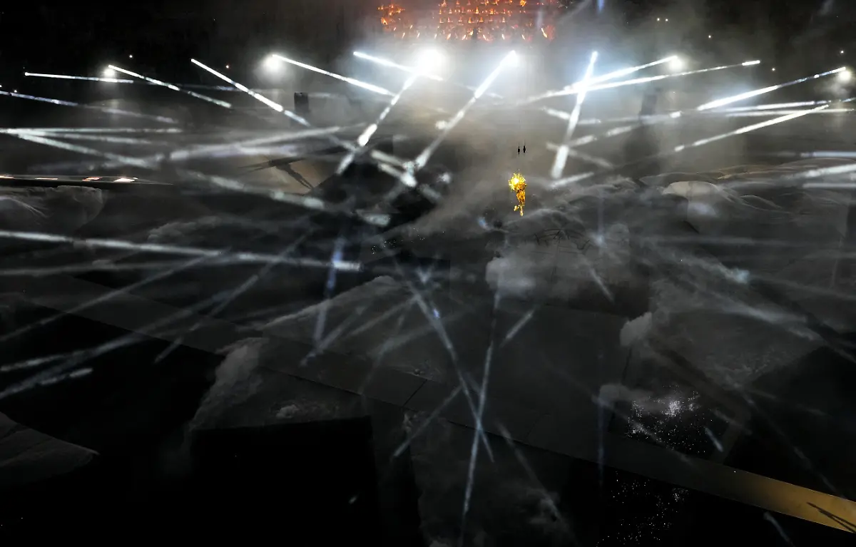 2024-08-11T202052Z-1088659518-UP1EK8B1KIP4M-RTRMADP-3-OLYMPICS-2024-CEREMONIES