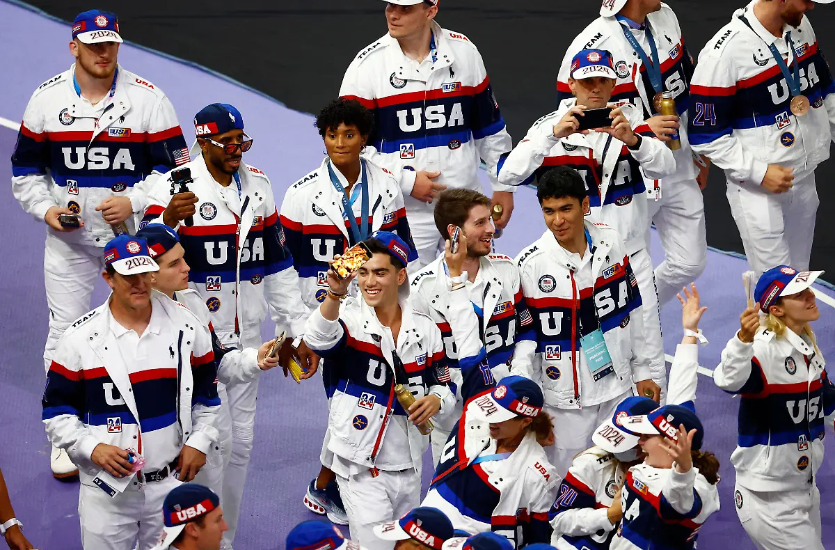 2024-08-11T195430Z-1916264576-UP1EK8B1JAT0K-RTRMADP-3-OLYMPICS-2024-CEREMONIES