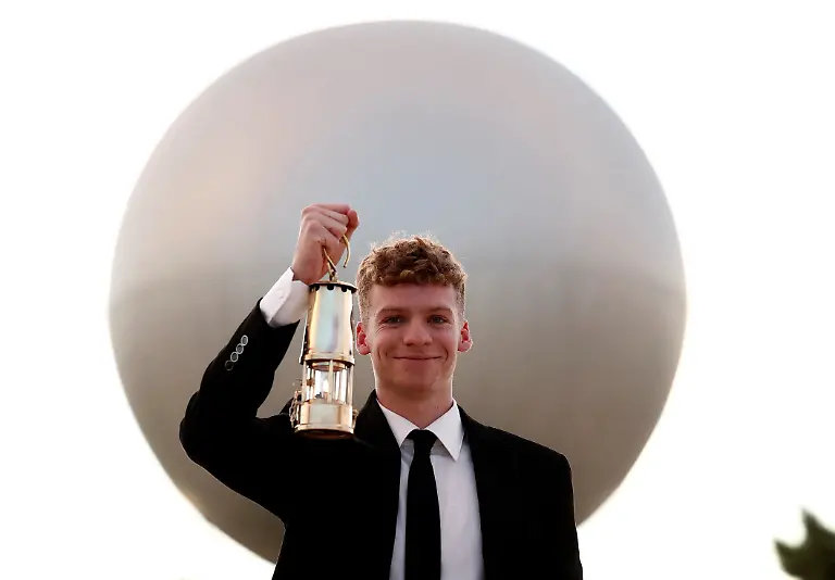 2024-08-11T193918Z-646013297-UP1EK8B1HF0U4-RTRMADP-3-OLYMPICS-2024-CEREMONIES