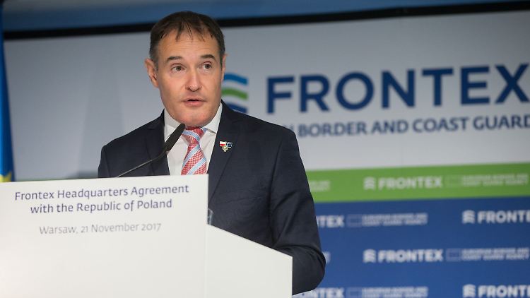 Fabrice Leggeri bei der Einweihung der Frontex-Zentrale in Warschau.