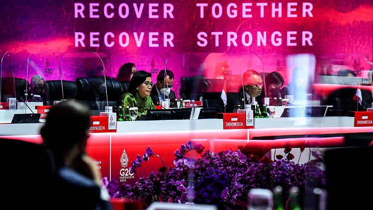 Die Teilnahme Putins am G20-Gipfel im Herbst ist ein Politikum. Ob Indonesiens Plan das Problem löst, ist noch unklar.
