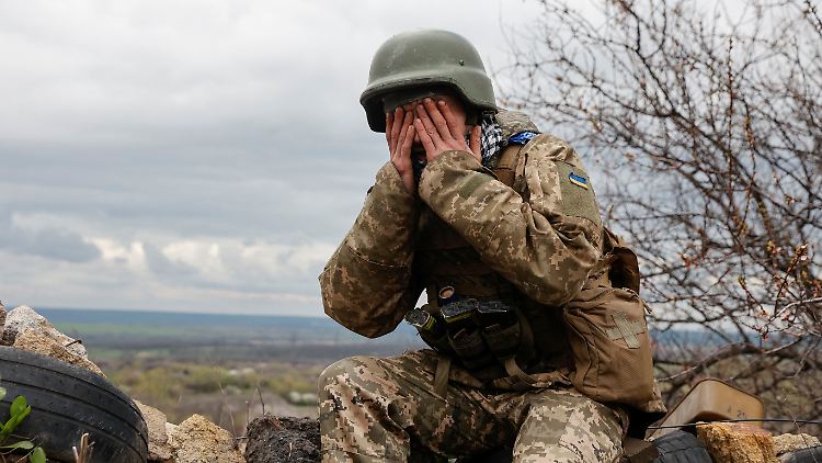 Über die Höhe der ukrainischen Verluste im Osten des Landes machte Kiew keine Angaben. 