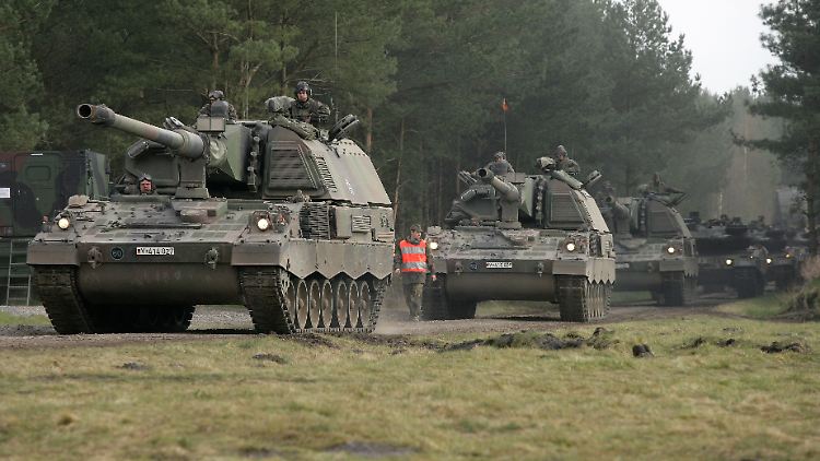 Die Panzerhaubitze 2000 ist die stärkste Artilleriewaffe der Bundeswehr.