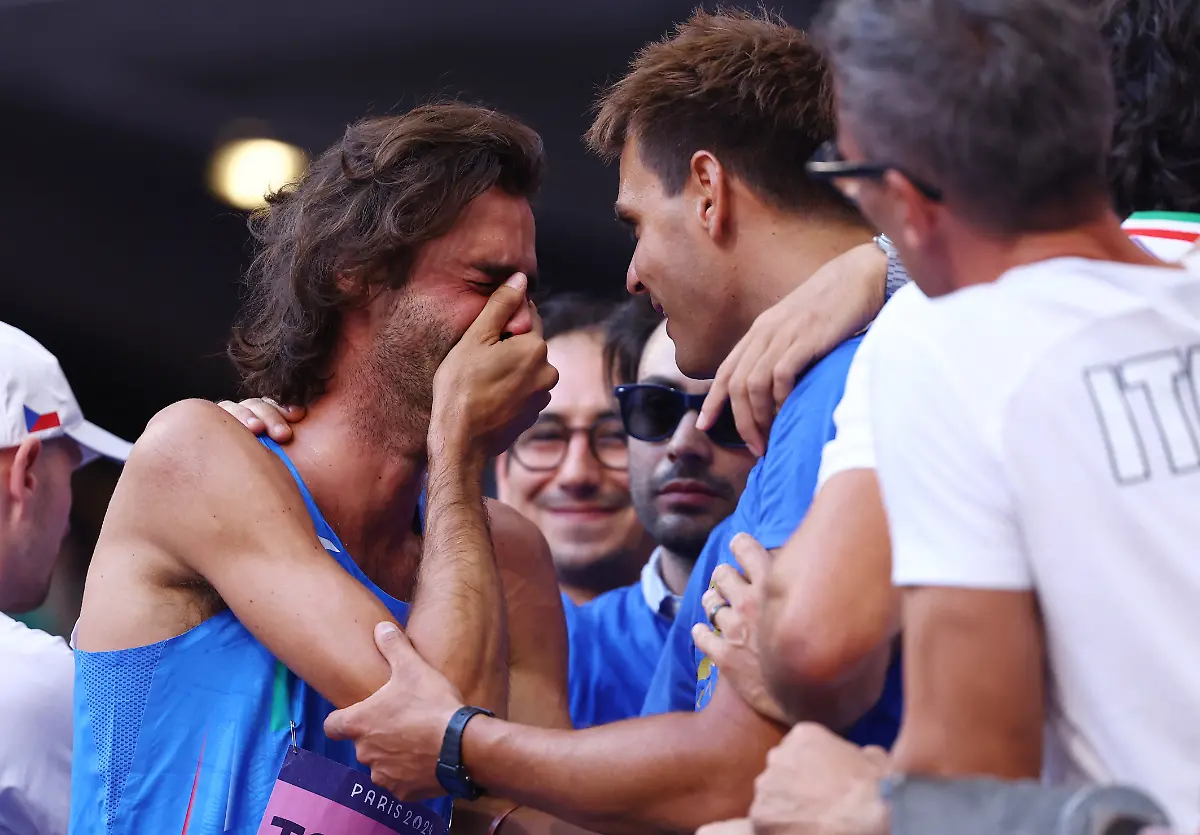 2024-08-10T180137Z-51866263-UP1EK8A1E2NJT-RTRMADP-3-OLYMPICS-2024-ATHLETICS