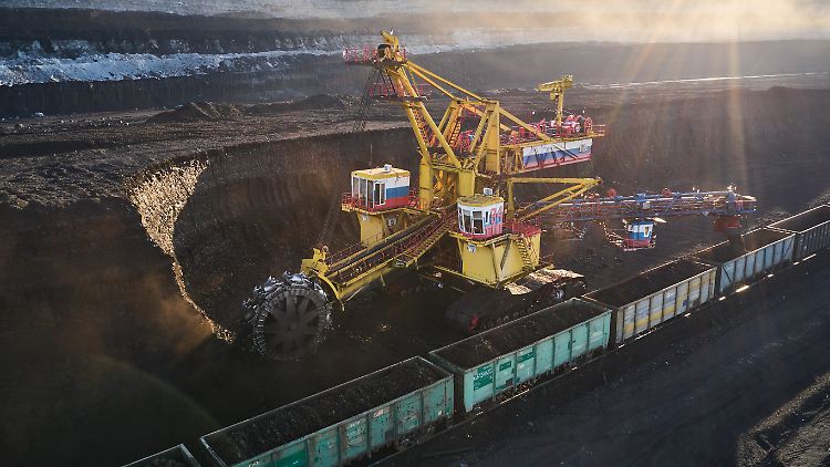 In den vergangenen Jahren deckte Deutschland seinen Kohlebedarf zu mehr als der Hälfte mit Importen aus Russland, derzeit sind es nur noch acht Prozent. 