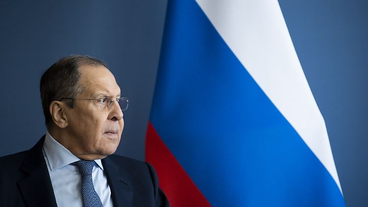 Fabuliert von "Hitlers jüdischem Blut": Russlands Außenminister sorgt für Empörung. 