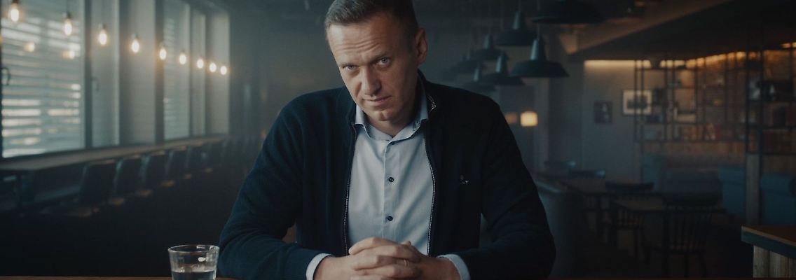 Erst wird er eingeschüchtert, dann soll er aus dem Weg geräumt werden: der russische Oppositionelle Alexej Nawalny.