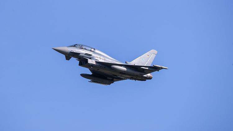 Vom Fliegerhorst Laage starteten nach der Identifizierung der russischen Maschine Eurofighter der Luftwaffe.