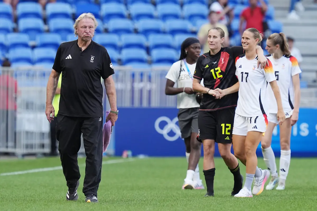 38c3302601fe22b450c5cd3eeb9dbdde