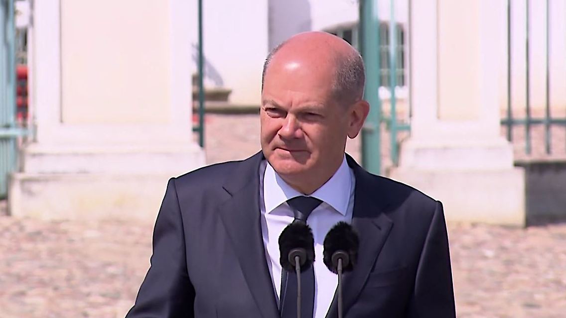 Scholz.JPG