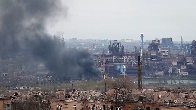 Das Stahlwerk von Mariupol - auf dem Gelände soll weiterhin gekämpft werden.