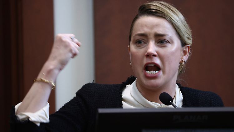 Amber Heard schilderte die mutmaßlichen Gewaltausbrüche von Johnny Depp.