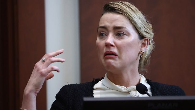 Alles "einstudiert"? Amber Heard vor Gericht.