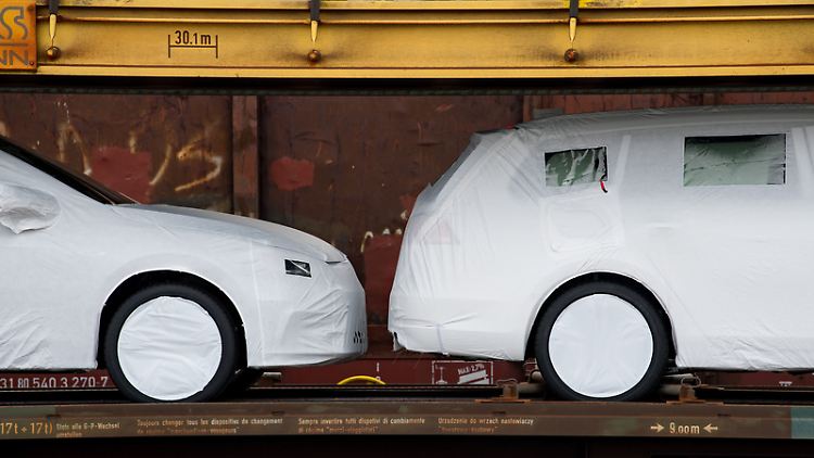Bevor ein neues Automodell auf den Markt kommen kann, muss der Hersteller sich auf die Namenssuche begeben haben - oder er vertraut weiterhin auf seine bewährte Nomenklatur.