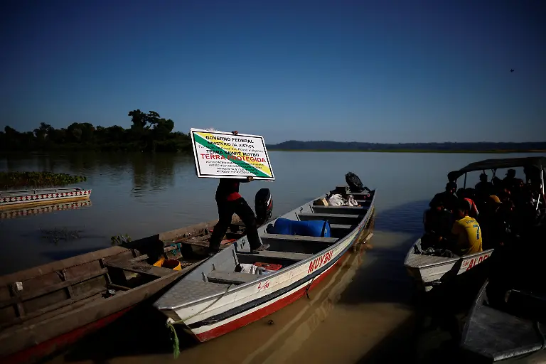 2024-08-07T130049Z-1348859531-RC2CW8AWAV3R-RTRMADP-3-BRAZIL-INDIGENOUS-LAND