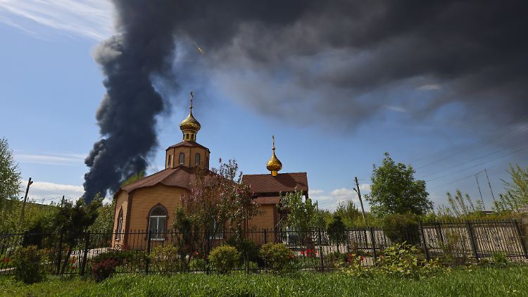 Krieg in blühenden Landschaften: Die Gefechte im Osten der Ukraine bringen Tod und Zerstörung.